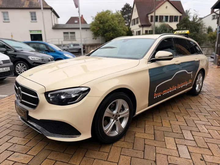 Mercedes-Benz E 200