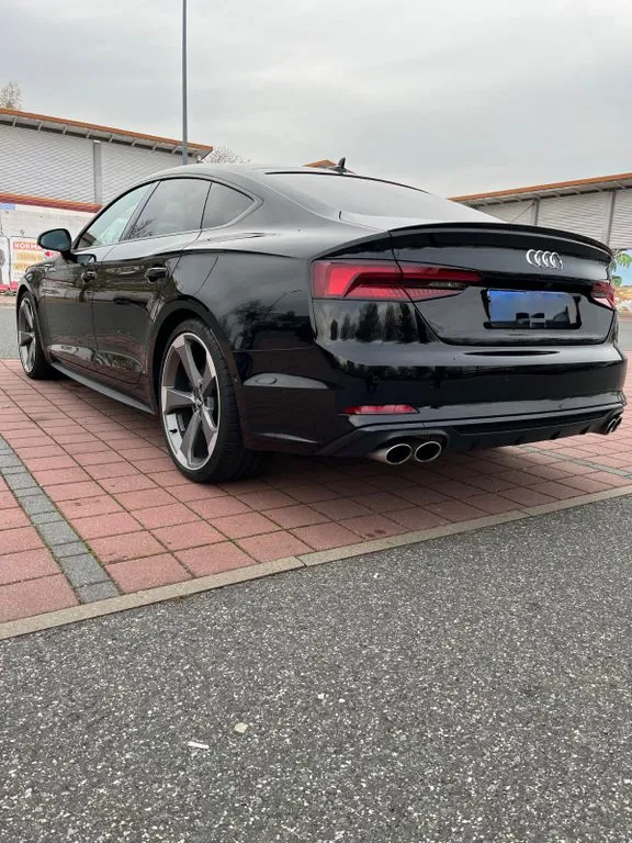 Audi S5