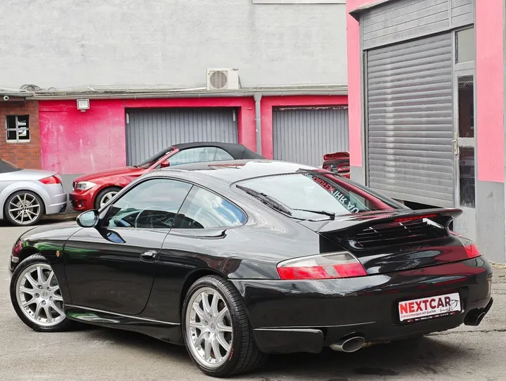 Porsche 996