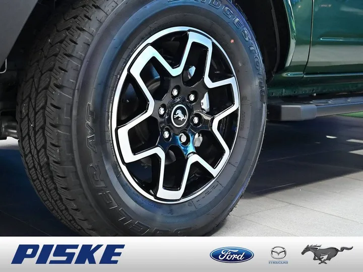 Ford Bronco