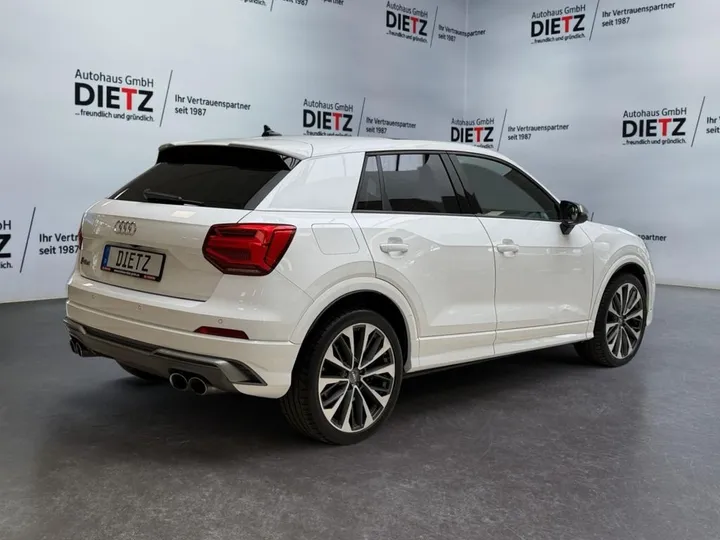Audi SQ2