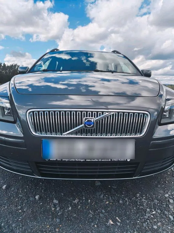 Volvo V50