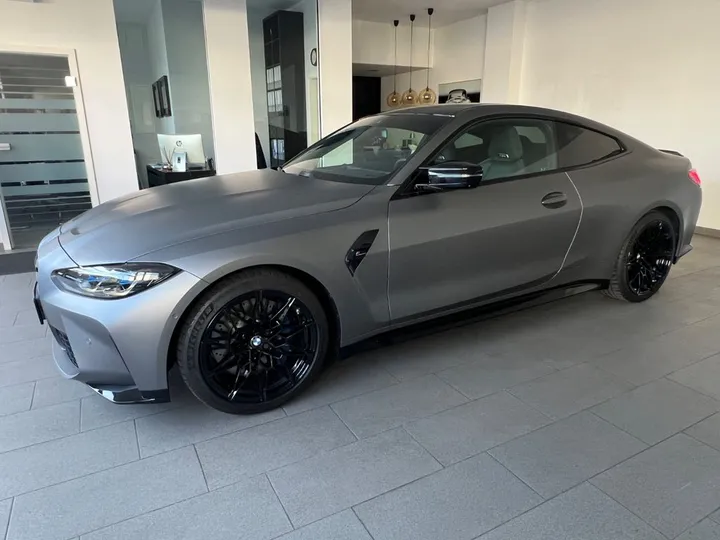 BMW M4