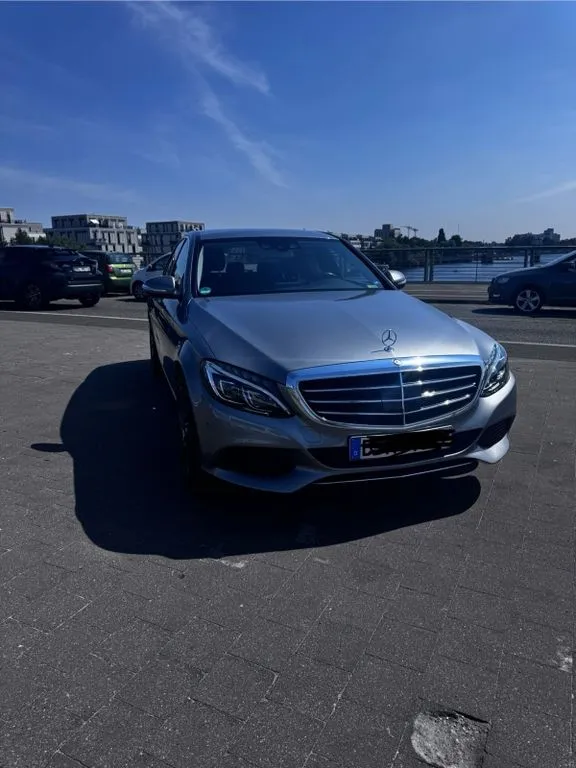 Mercedes-Benz C 200