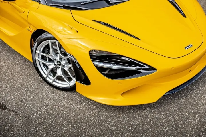 McLaren 750S