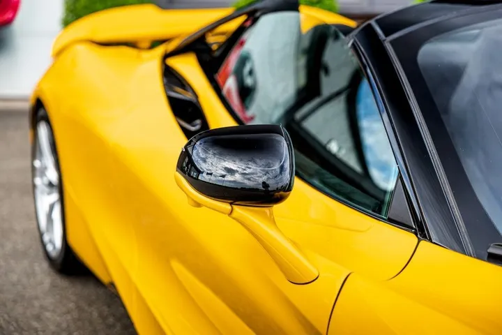 McLaren 750S