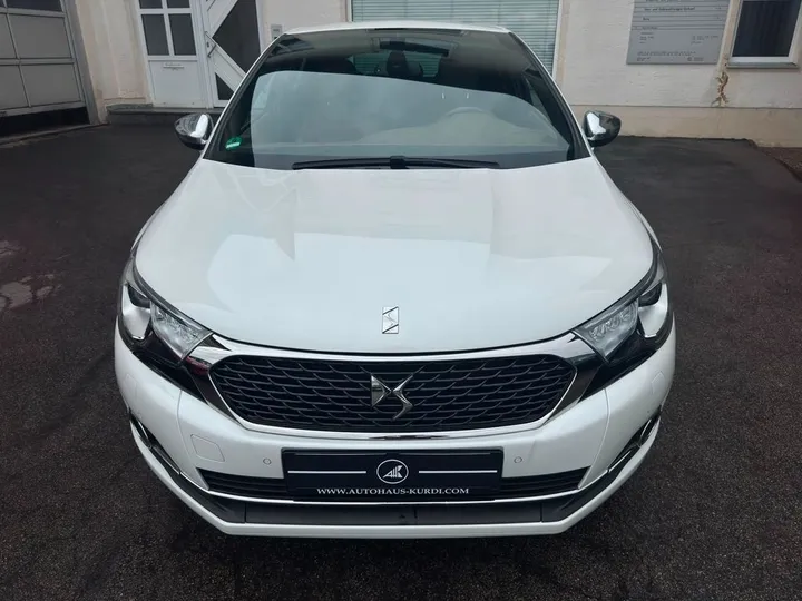 DS Automobiles DS4