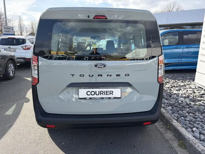 Ford Tourneo Courier