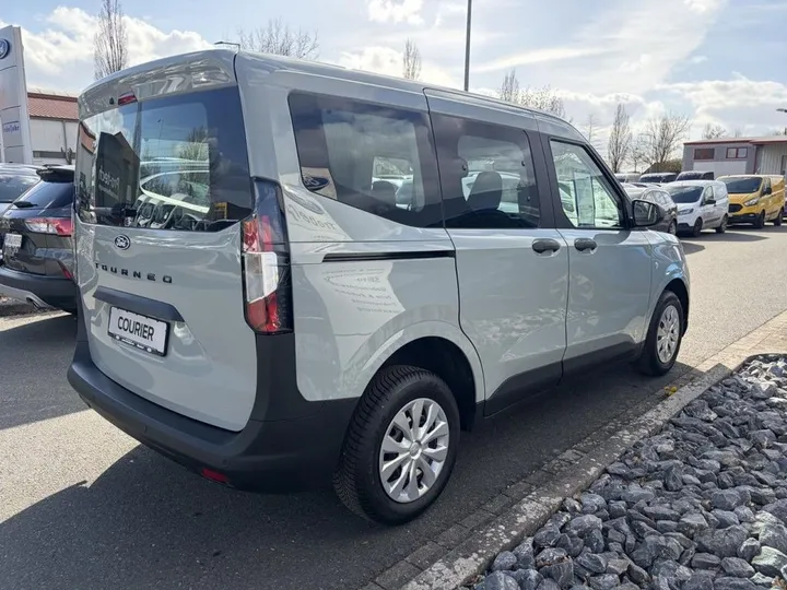Ford Tourneo Courier