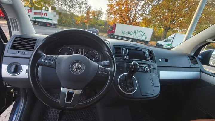 Volkswagen T5 Multivan