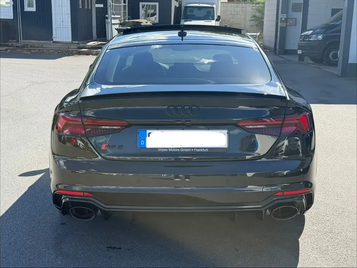 Audi RS5