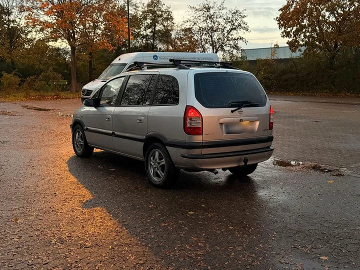 Opel Zafira
