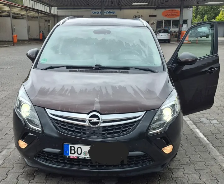 Opel Zafira Tourer