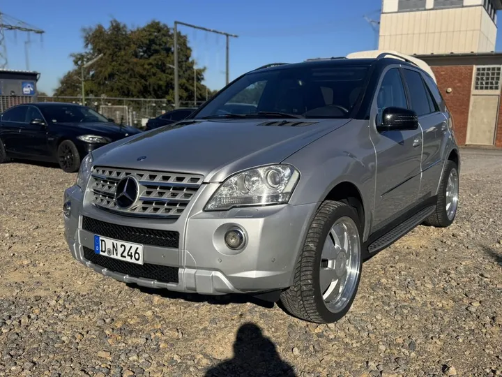 Mercedes-Benz ML 320