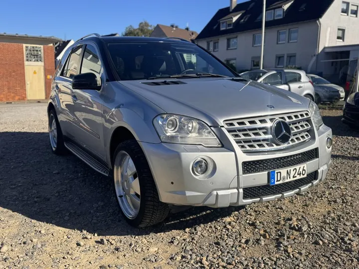 Mercedes-Benz ML 320