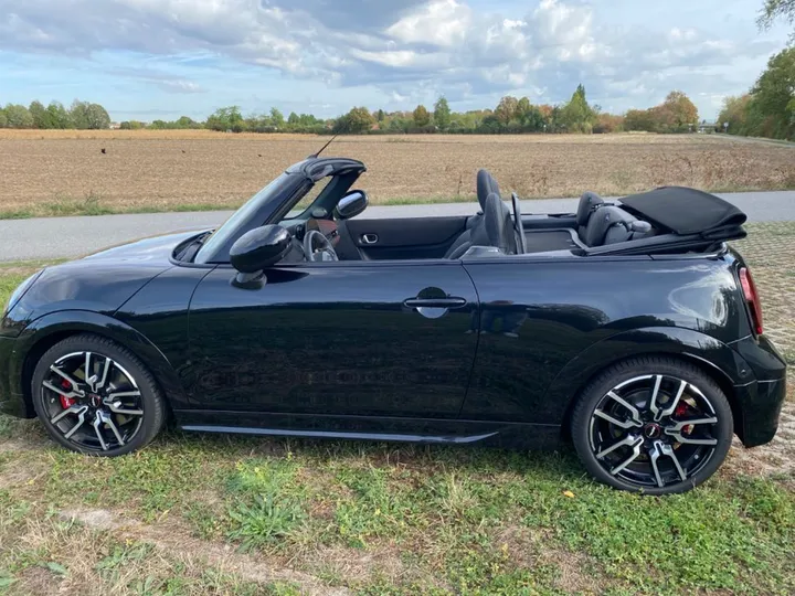 MINI John Cooper Works Cabrio