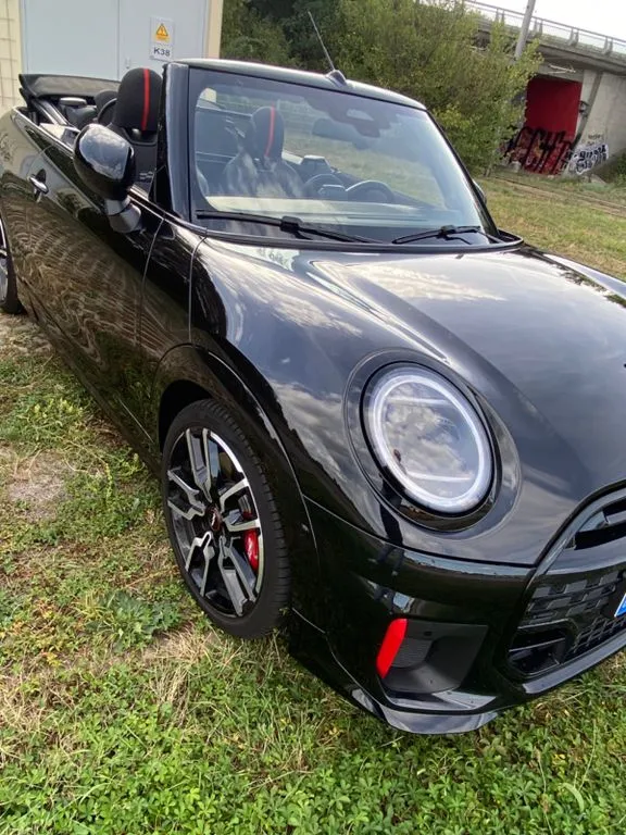 MINI John Cooper Works Cabrio