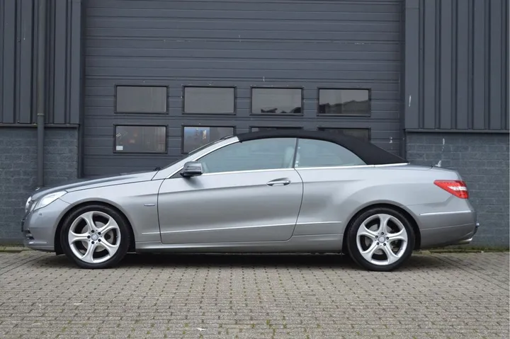 Mercedes-Benz E 220