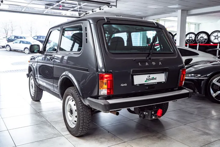 Lada Niva