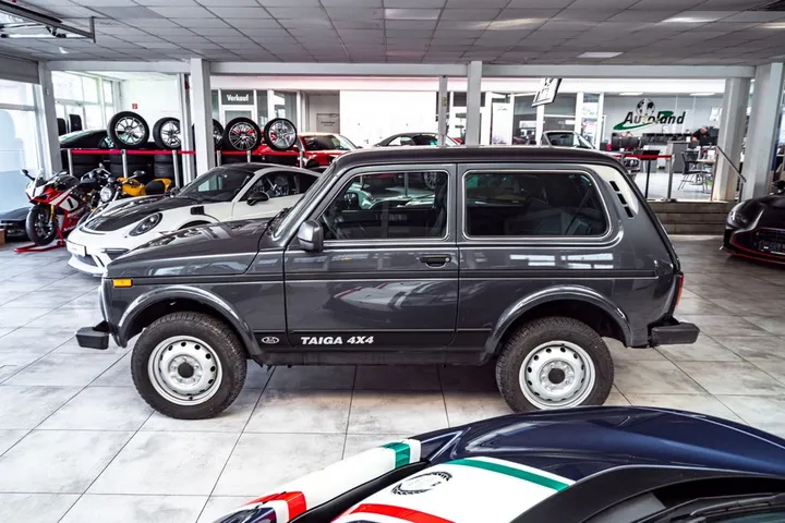 Lada Niva