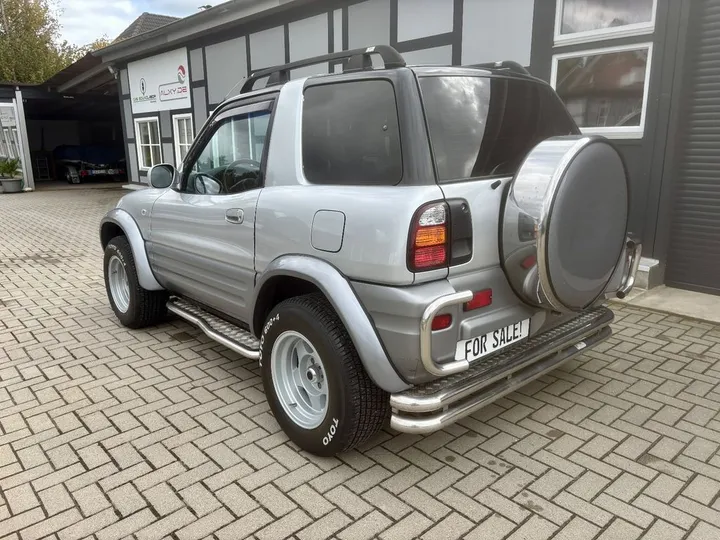 Toyota RAV 4