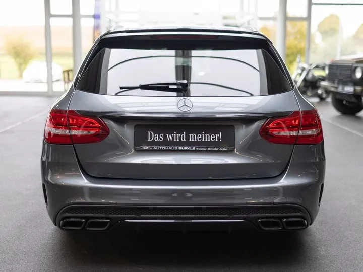 Mercedes-Benz C 63 AMG