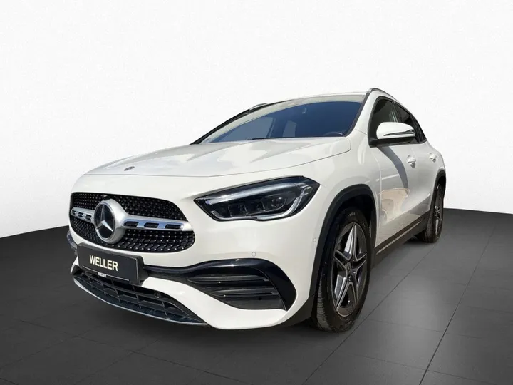 Mercedes-Benz GLA 200