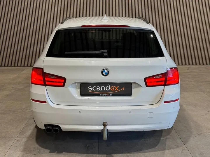 BMW 528