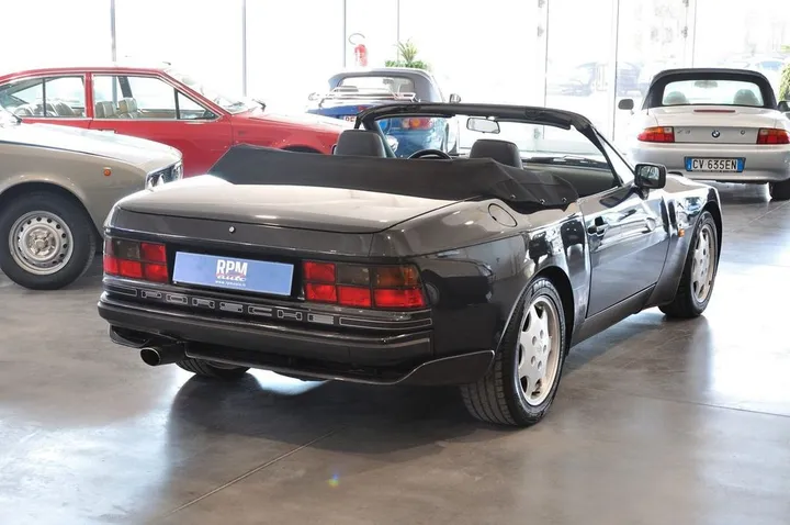 Porsche 924