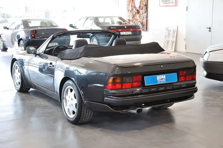 Porsche 924
