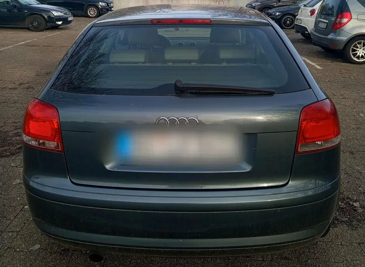 Audi 80