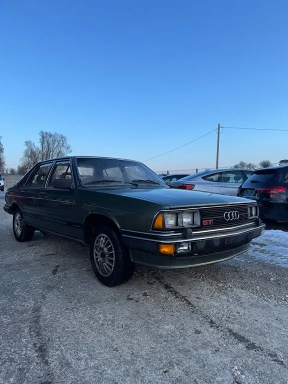 Audi 200