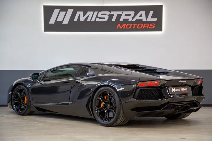 Lamborghini Aventador