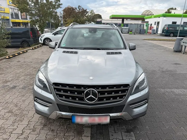 Mercedes-Benz ML 350