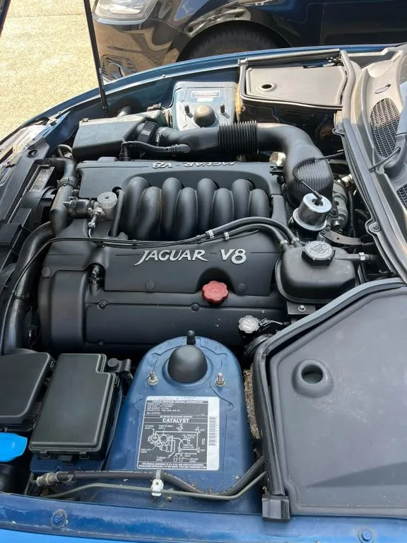 Jaguar XK8