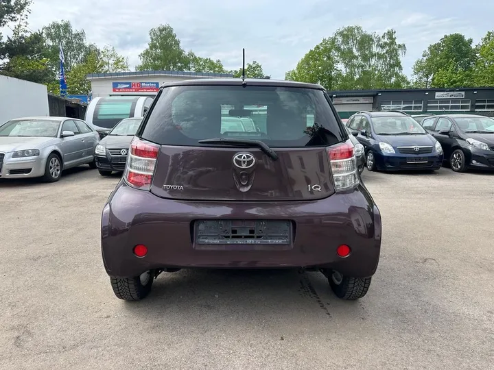 Toyota IQ
