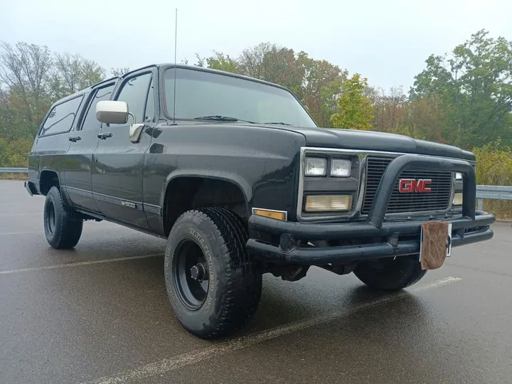 Chevrolet Suburban