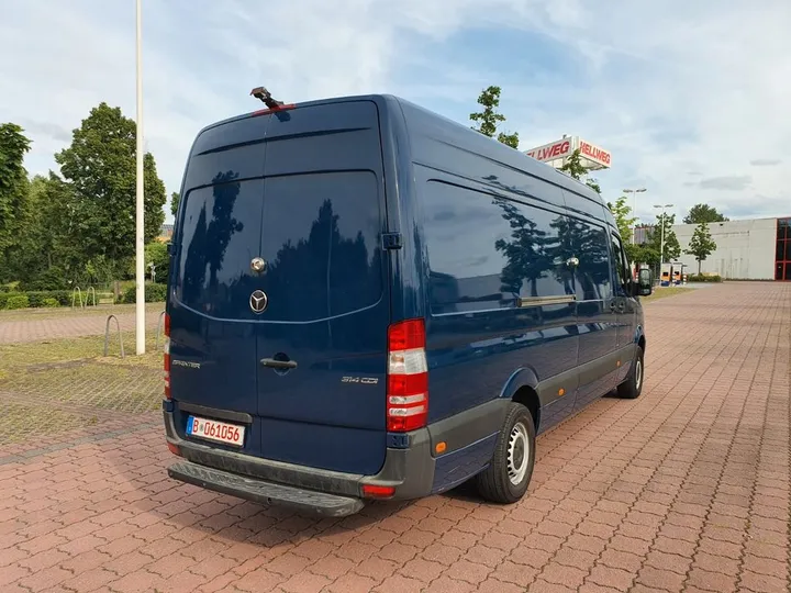 Mercedes-Benz Sprinter