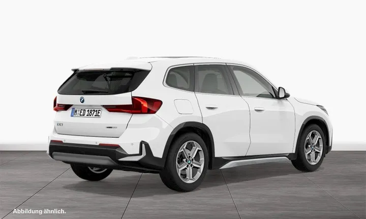 BMW iX1