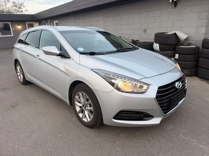 Hyundai i40