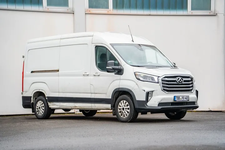 Maxus Deliver 9