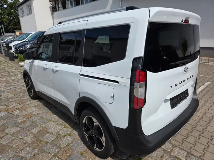 Ford Tourneo Courier