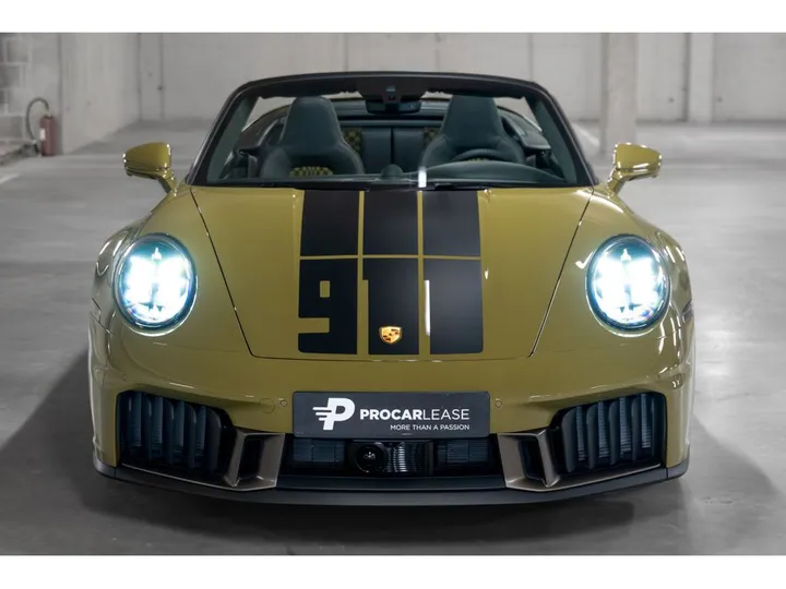 Porsche 992