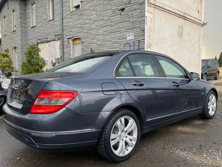 Mercedes-Benz C 200