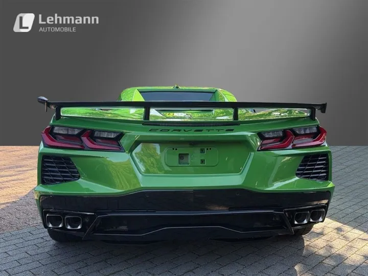 Corvette C8