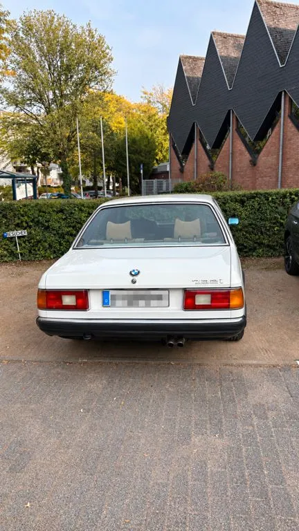 BMW 732