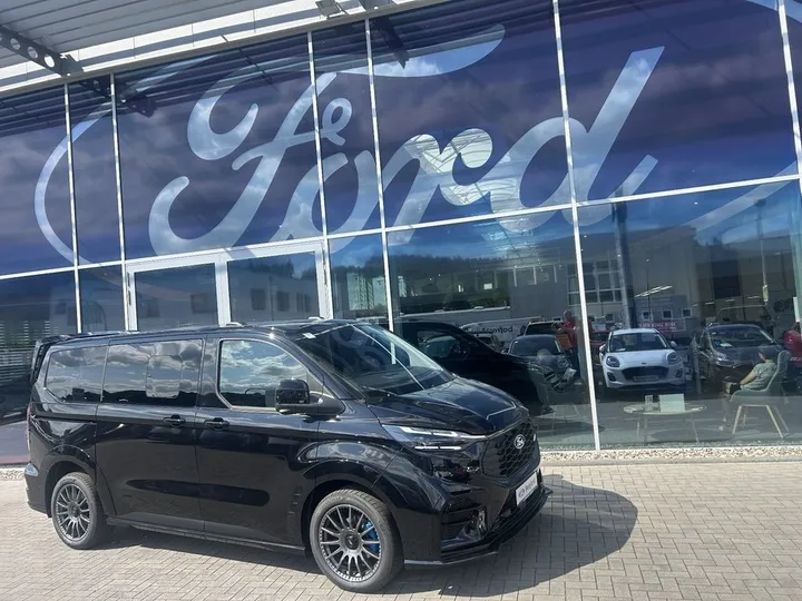 Ford Tourneo Custom
