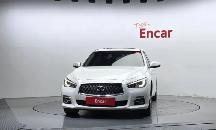 Infiniti Q50