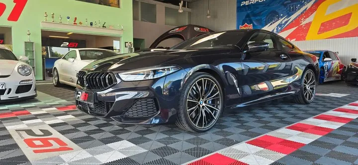 BMW 840