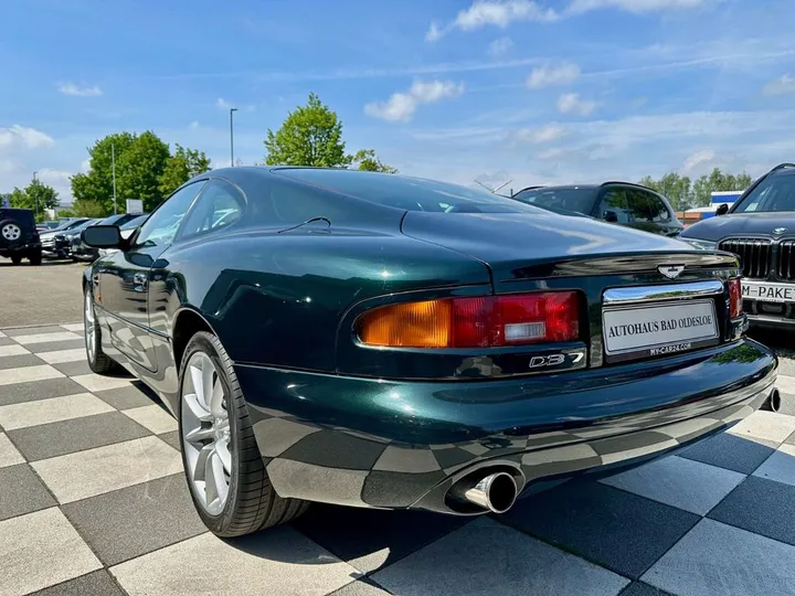 Aston Martin DB7